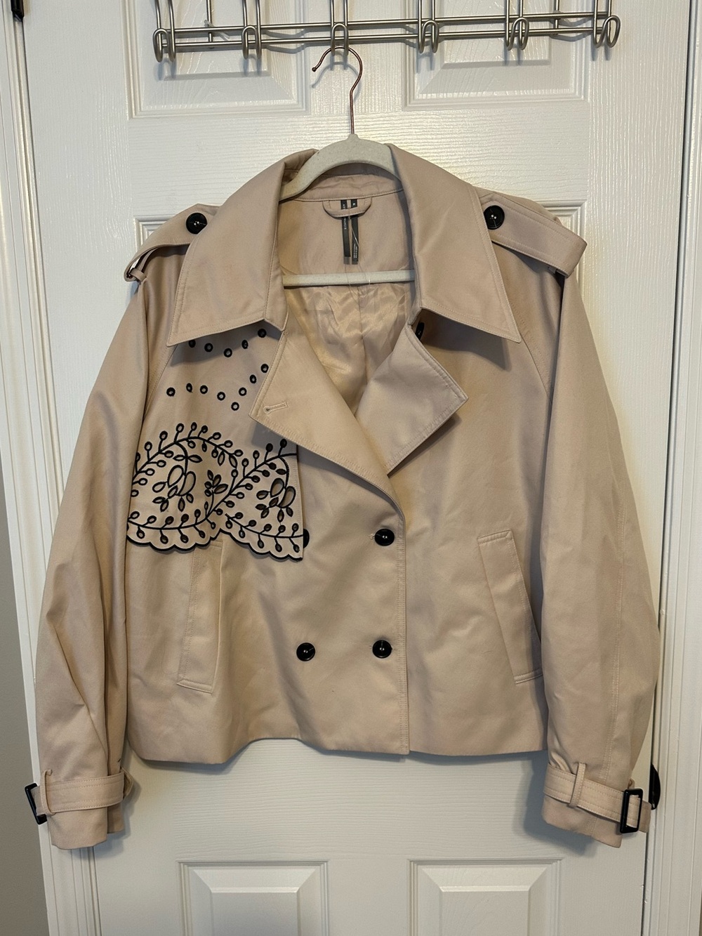 Anthropologie NWOT Beige Embroidered Cropped Trench Jacket - Women
